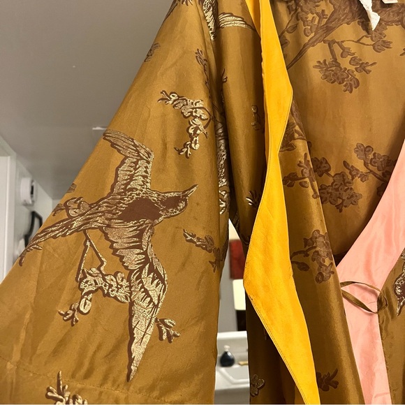 Anthropologie Eloise Till Blush Of Night Tallulah Bird & Floral Kimono
Robe - Picture 5 of 8
